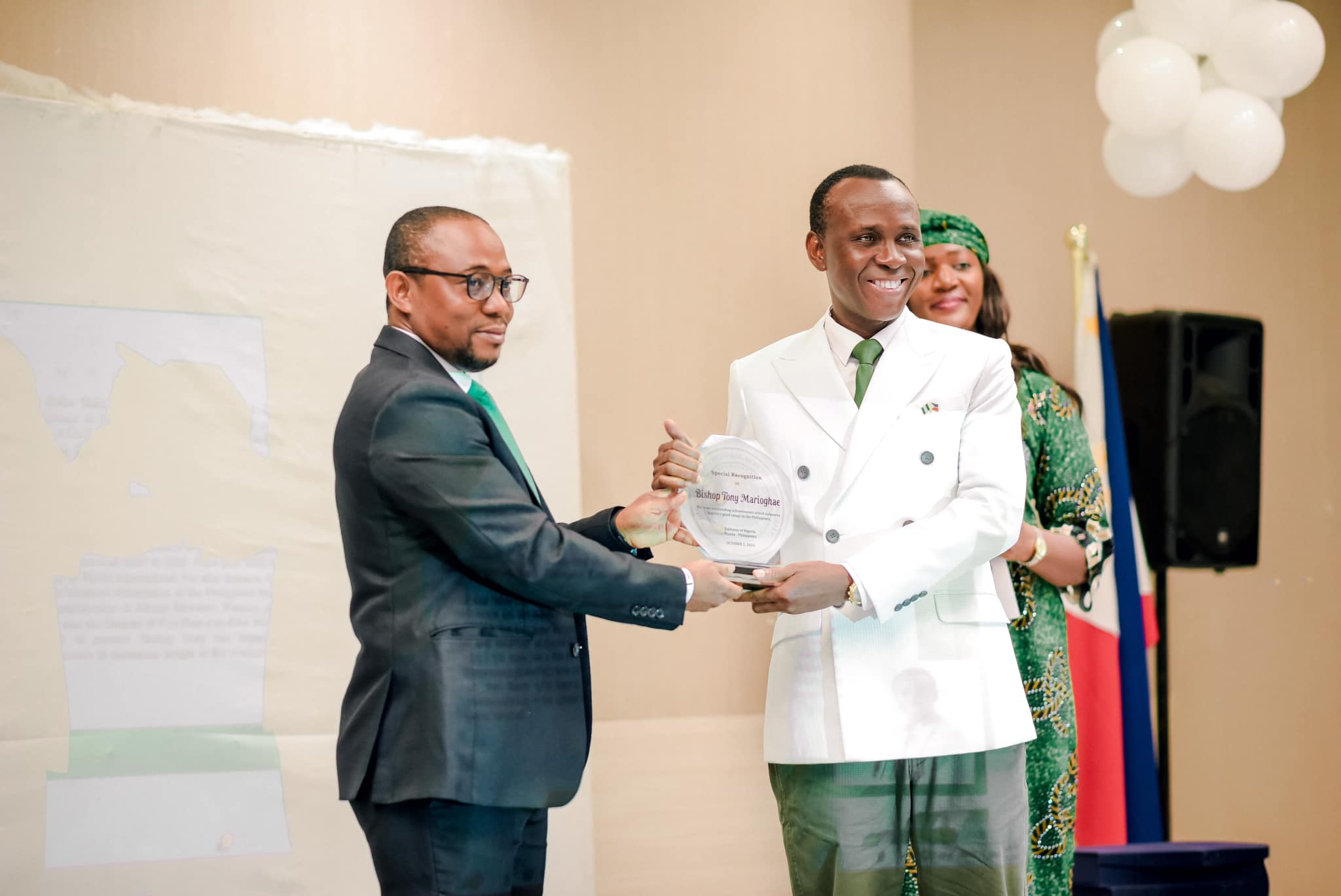 Hon. Oloje Adeshina, Charge D’Affaires of the Nigerian Embassy in Manila (left) and Bishop Tony Marioghae.